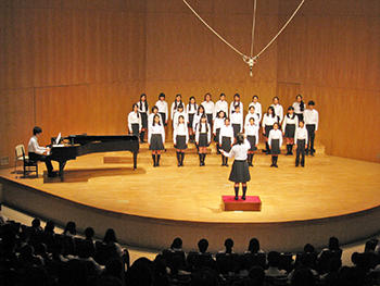 国立音楽_毎年６月に開催される「中学校 合唱コンクール」