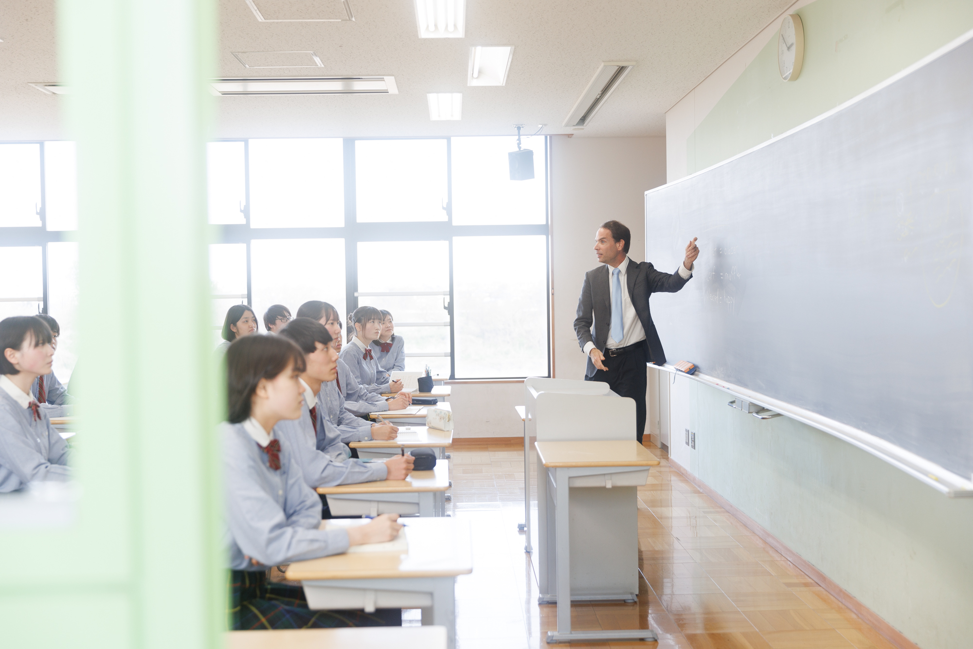 【西武学園文理中学・高等学校】世界を見つめ、人を想い、未来を...