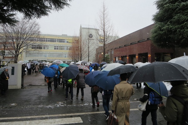 雪が舞う２月２日、城北学園の中学入試レポート