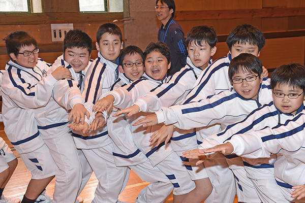 聖学院中学校_最初は仲間づくりから!入学直後に行われる新入生合宿