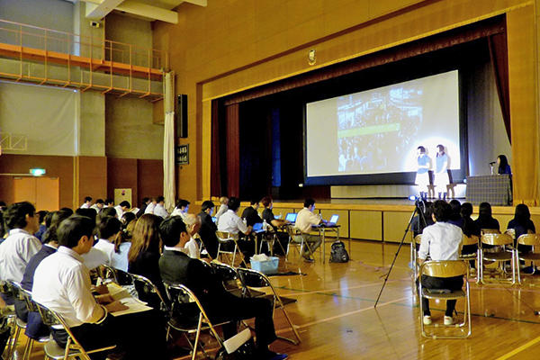 品川女子学院_「起業体験プログラム」でもプレゼンを実施。