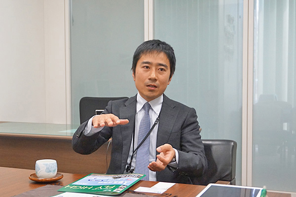 千葉明徳_グローバル化推進委員会・委員長 谷澤信司先生