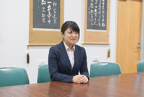 狭山ヶ丘_理科 新田文子先生