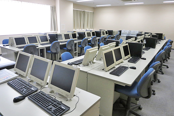 浦和ルーテル学院_ICT環境が整備され、アクティブラーニングも充実。