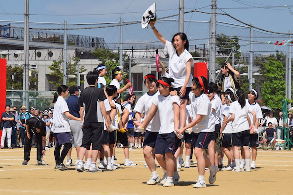 国府台女子_行事やクラブ活動も盛んです。