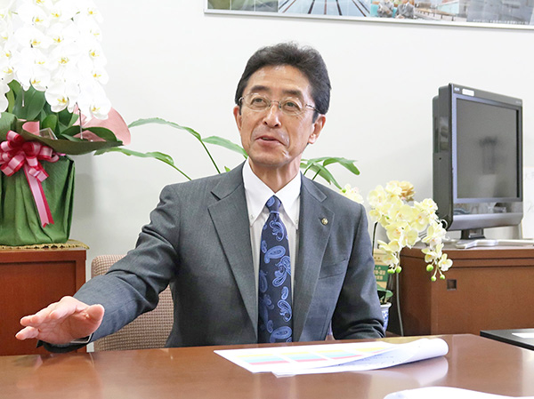 昭和学院_就任4年目の校長・大井俊博先生