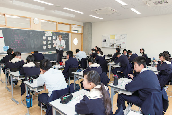 千葉日本大学第一中学校_英語を使う機会が豊富だから、臆せず話せるようになります。