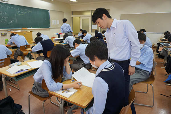 東京電機大_グループ学習でいろいろな考え方や解き方を学ぶ