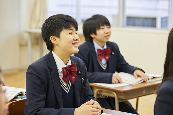 東京家政学院_少人数制だからこその、きめ細かな指導が展開されている