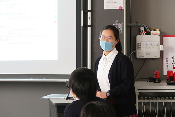昭和学院_皆の顔を見ながら大きな声で発表!