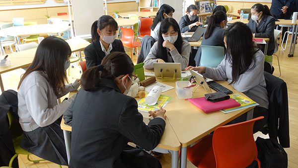 晃華学園_「空き家プロジェクト」のワークショップ