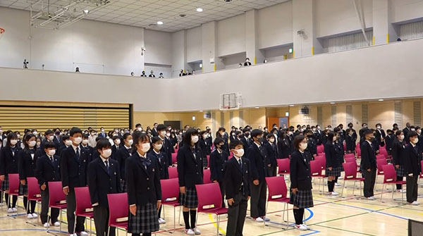 目黒日大_2022年度入学式。106名の新入生たちの目が輝いていました