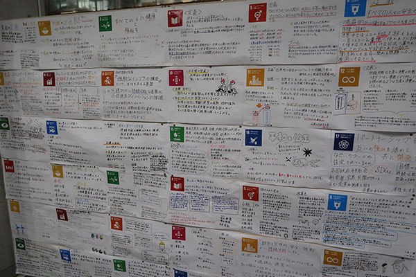 明星_SDGsについてそれぞれが学んだ事柄が校内に展示されていました