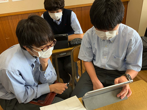 東京成徳_iPadは生徒たちの日常に溶け込んでいます