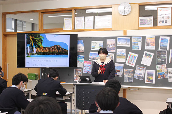 千葉日大_クラスメイトの発表からも多くの学びがあります