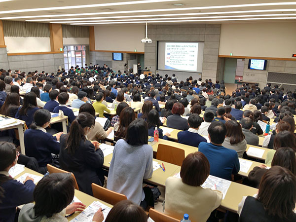 芝浦工大柏_留学説明会にはたくさんの親子が集まりました