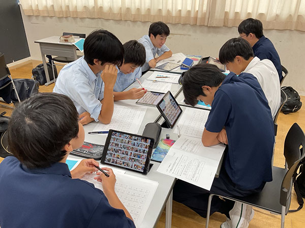 千葉日大_中3はインターンを行うなかで、「自分にとって働くこととは何か」も考えていきます