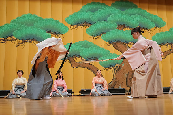 共立女子_全国でも珍しい「能楽部」も!