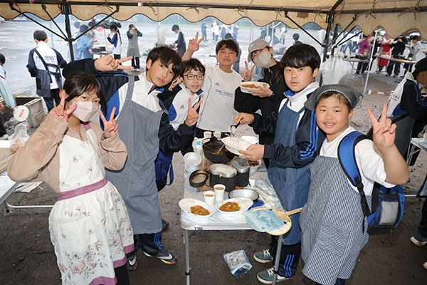 千葉日大_中１は移動教室などでも親睦を深めます