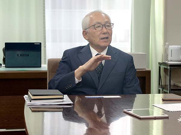 麹町_校長の大久保靖先生