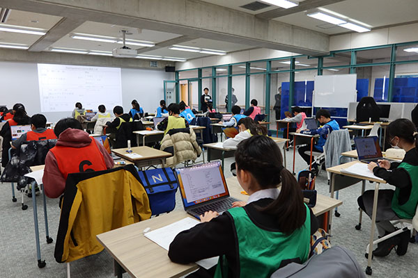 東京成徳大_社会への眼差しがグローバル人材に育つ一要因となります