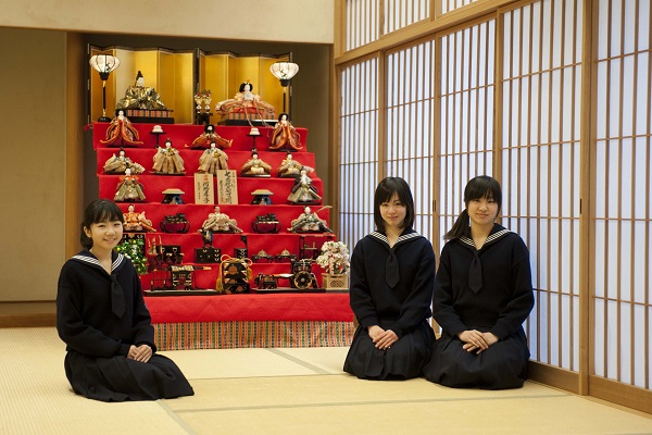 2月下旬に行われるお雛様の会