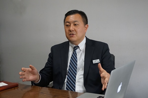副校長 品田健先生